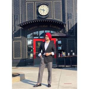 Meet your Posher, Simranjot